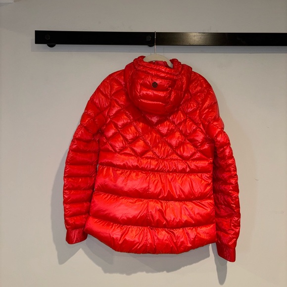 lululemon athletica Red Puffer Jacket - Picture 4 of 6
